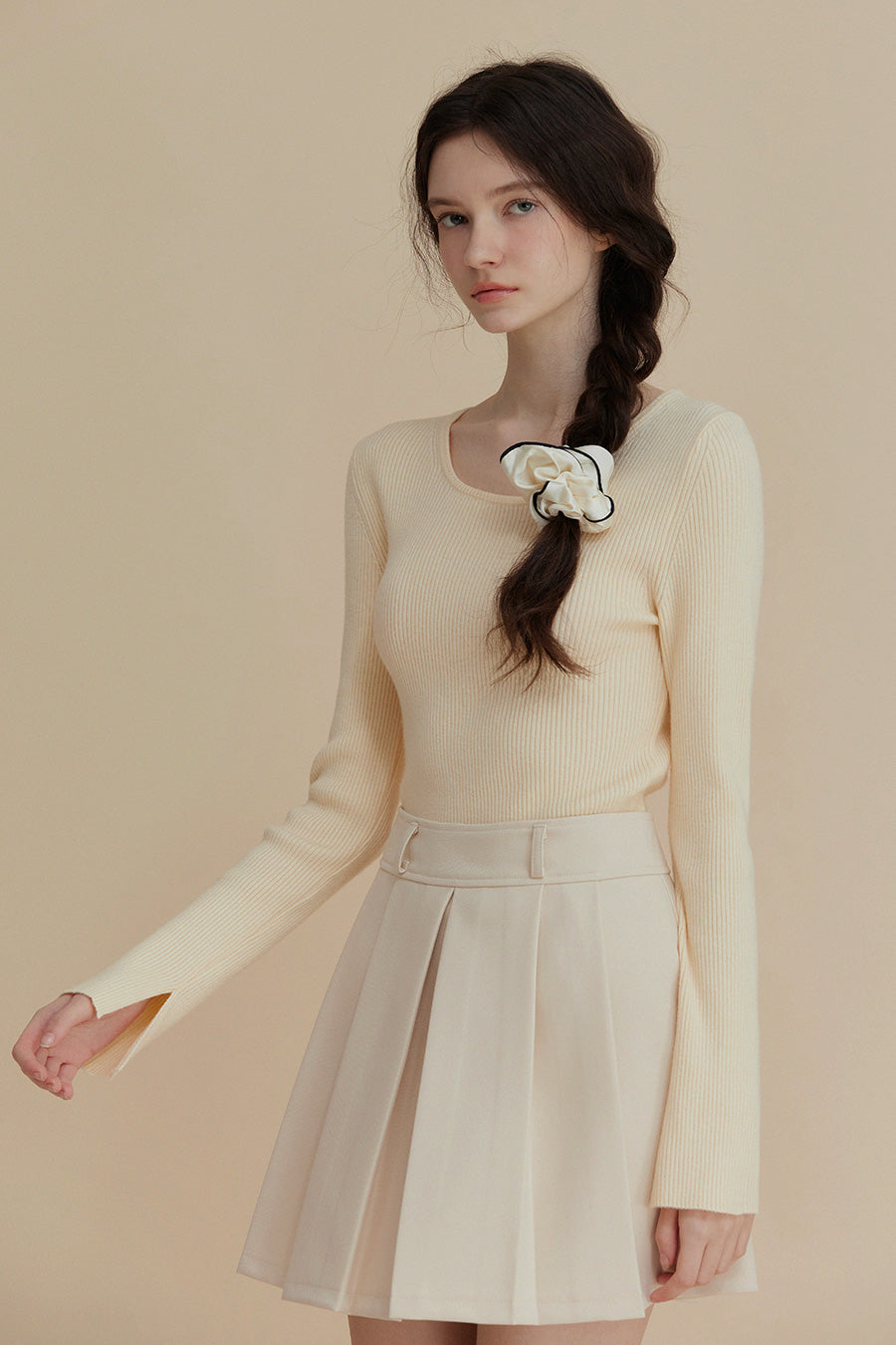 Wool V-Neck Symbol Knit Yellow