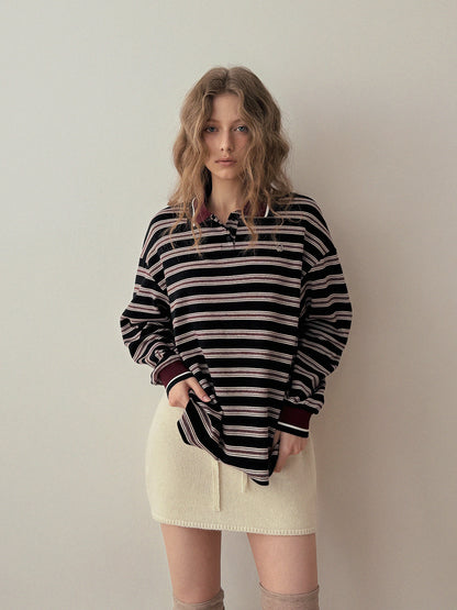 تي شيرت جولين رجبي بأكمام طويلة وياقة