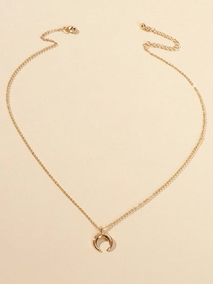 Trendy Horn Pendant Necklace Woman Teens Half Moon Crescent Charm Accessories-1