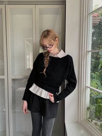 Itco Boatneck Waist Button Knit Top