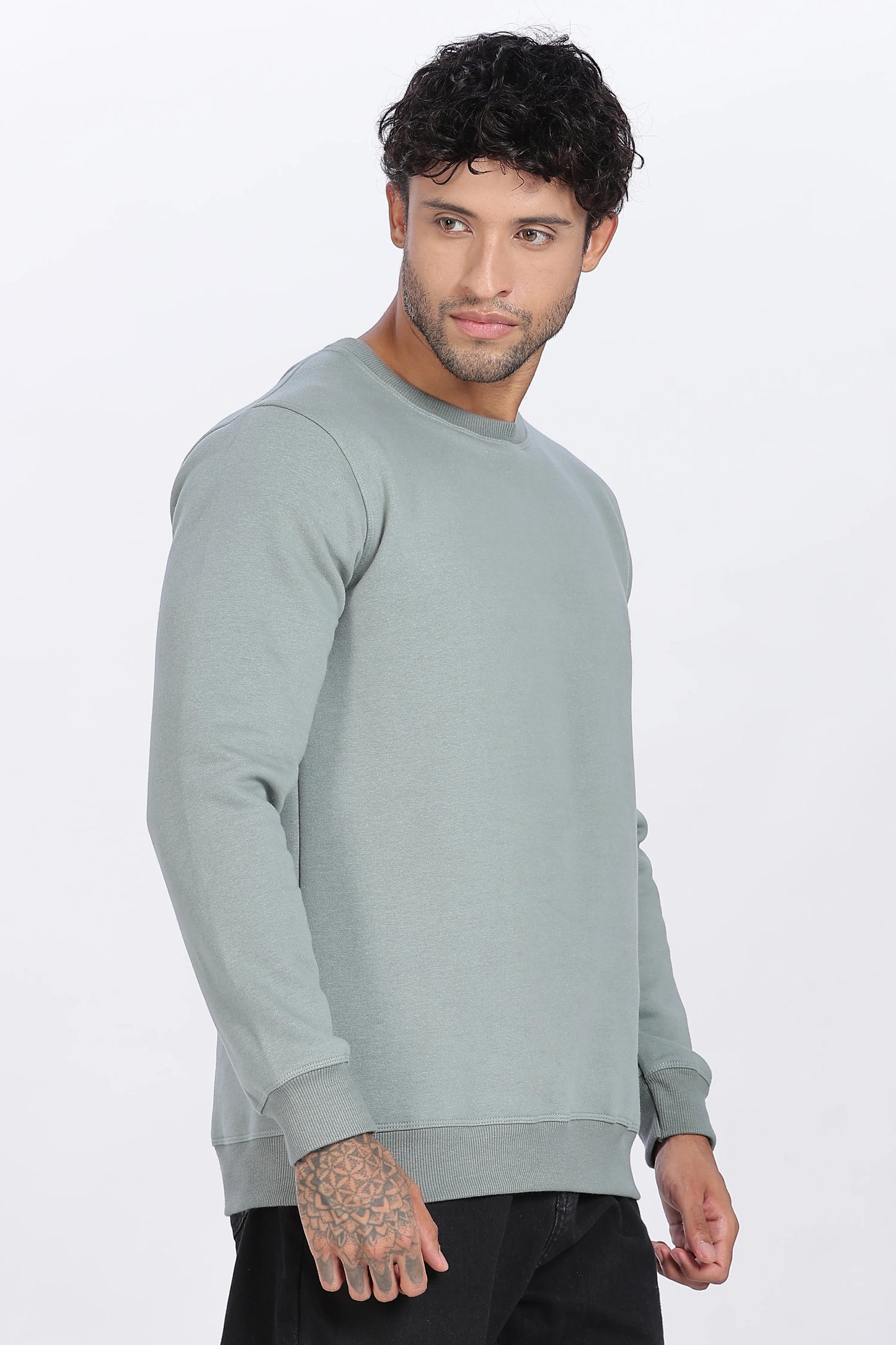 Green Sweat Shirt Minimal Style & Everyday Comfort