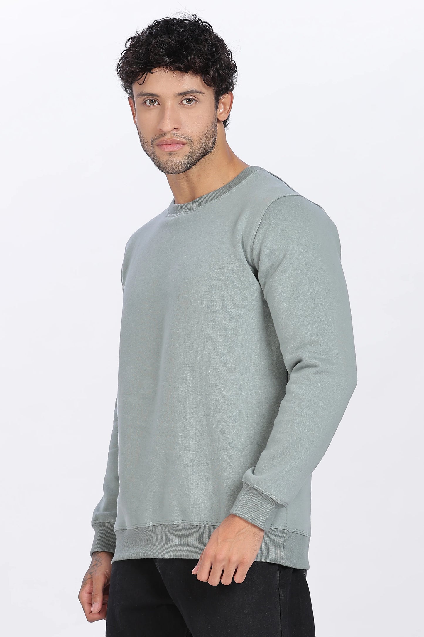 Green Sweat Shirt Minimal Style & Everyday Comfort