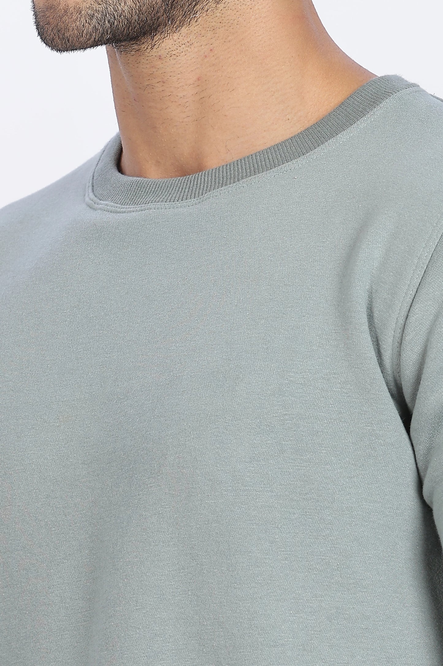 Green Sweat Shirt Minimal Style & Everyday Comfort