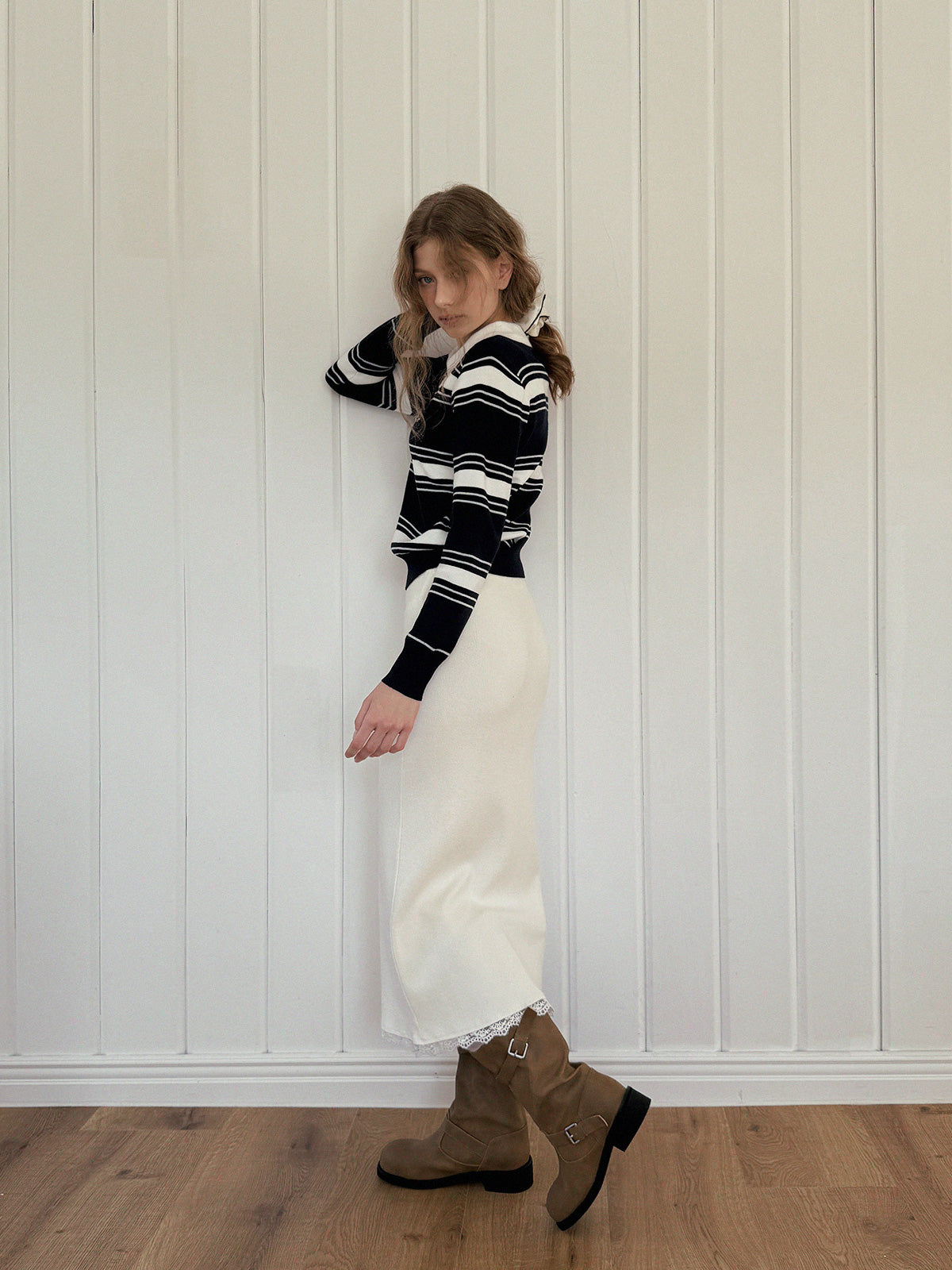 Odin Lace Banding Knit Long Skirt