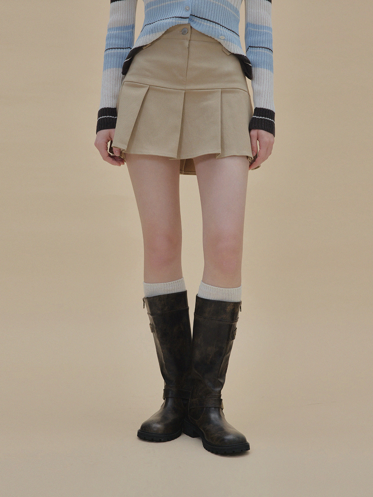 Chic High-Waist Pleated Mini Skirt